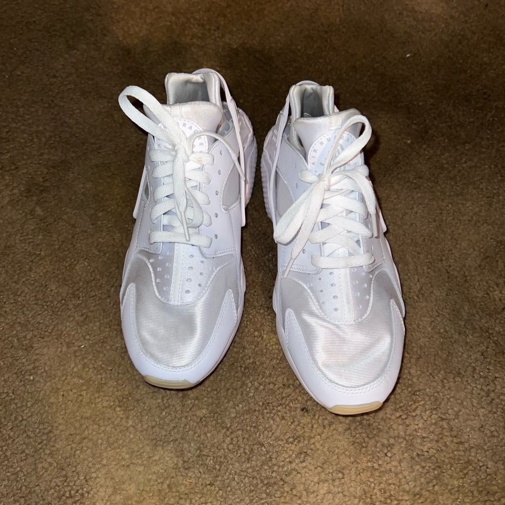Women’s shoes